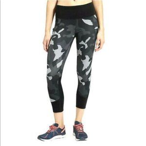 { Athleta } Relay Capri in Gray Camo